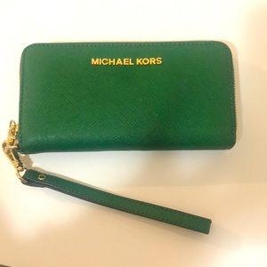 Michael Kors wallet/wristlet